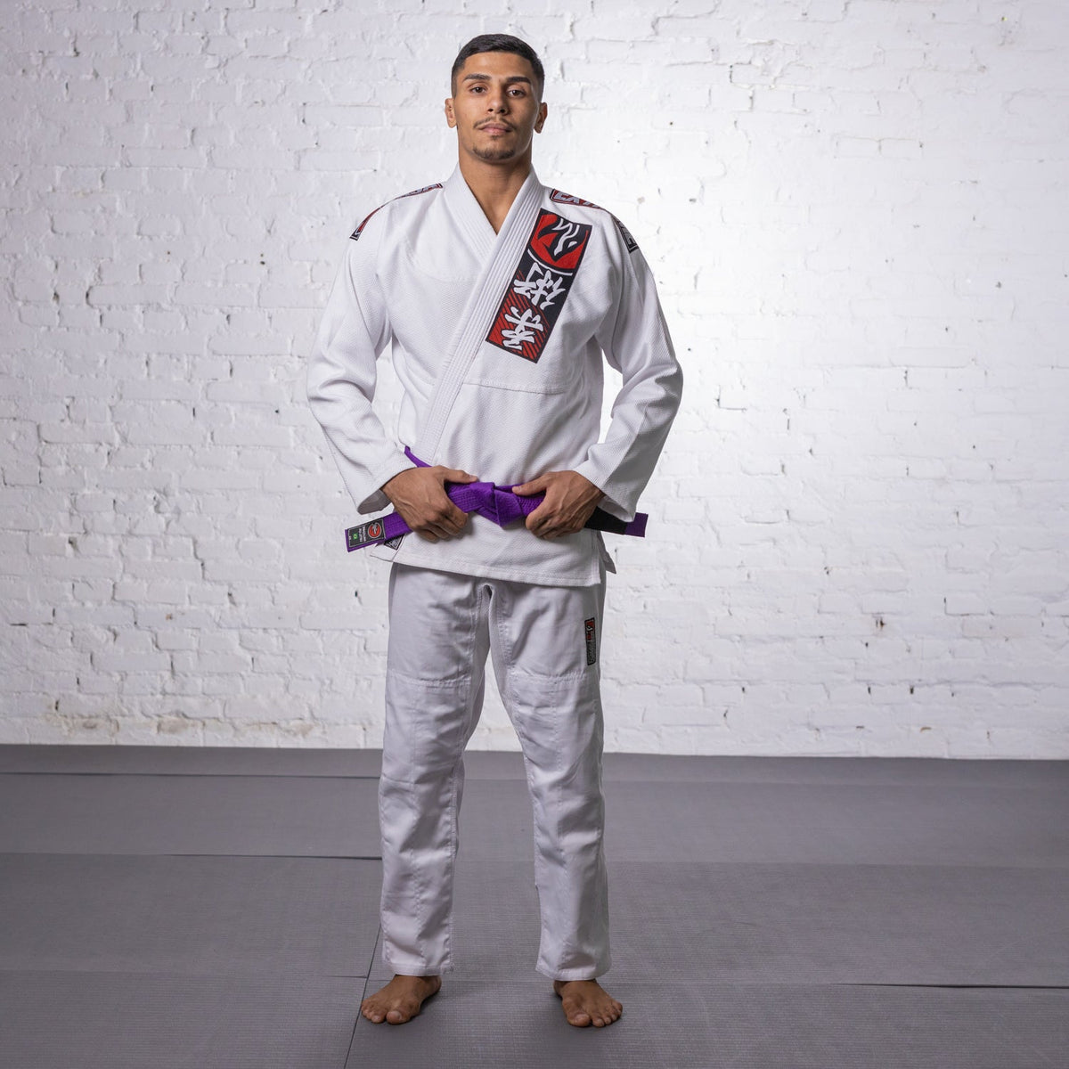 Compre o Kimono Choke e Ganhe uma Rash Guard Feminina